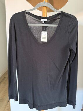 Splendid long sleeve tee top shirt black small V neck nwt